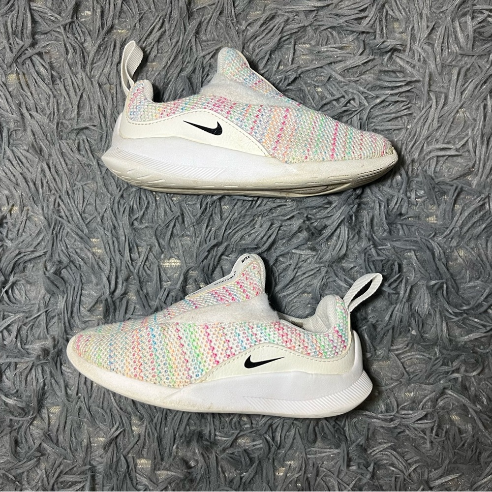 Kids Nike sportswear sneakers